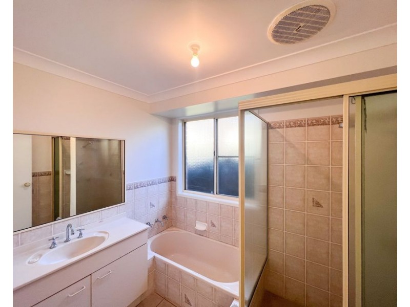 8 Seaview Street, Diamond Beach NSW 2430