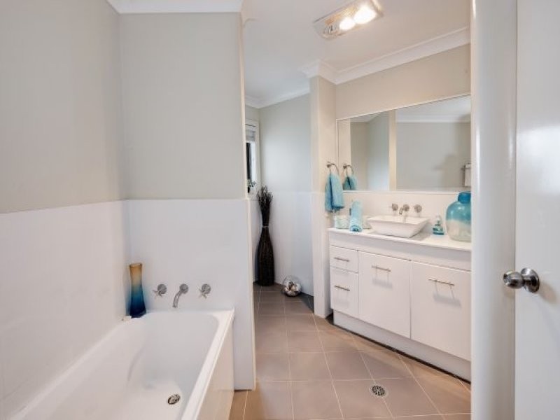 1/38 Emerald Drive, Diamond Beach NSW 2430