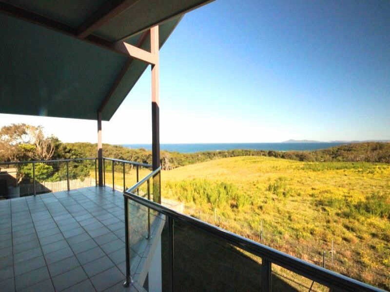 2/30 High Street, Black Head NSW 2430