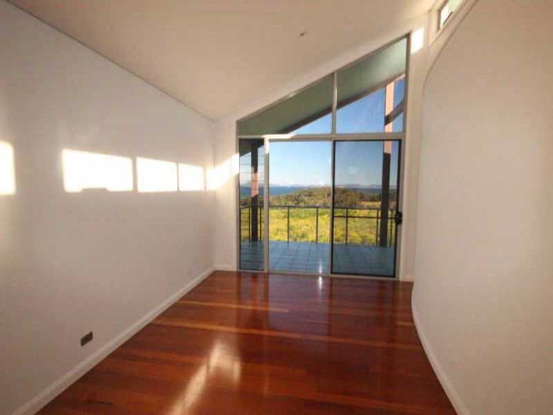 2/30 High Street, Black Head NSW 2430