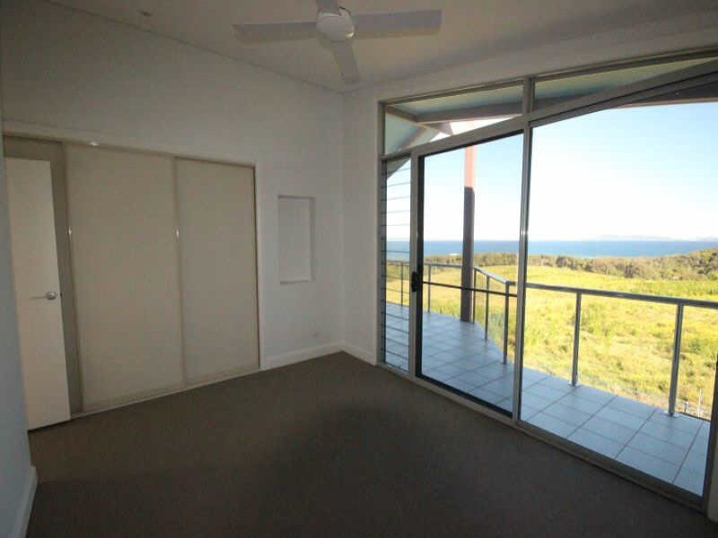 2/30 High Street, Black Head NSW 2430