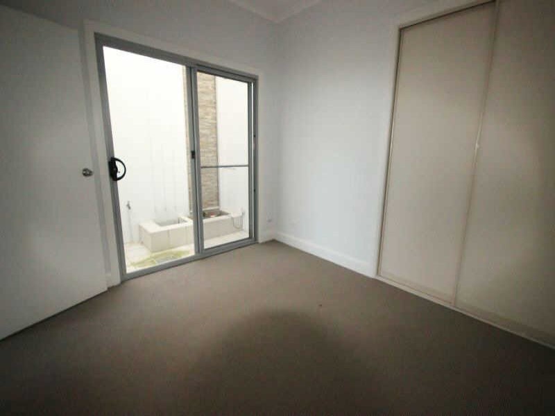 2/30 High Street, Black Head NSW 2430