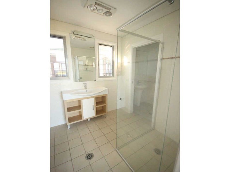 2/30 High Street, Black Head NSW 2430