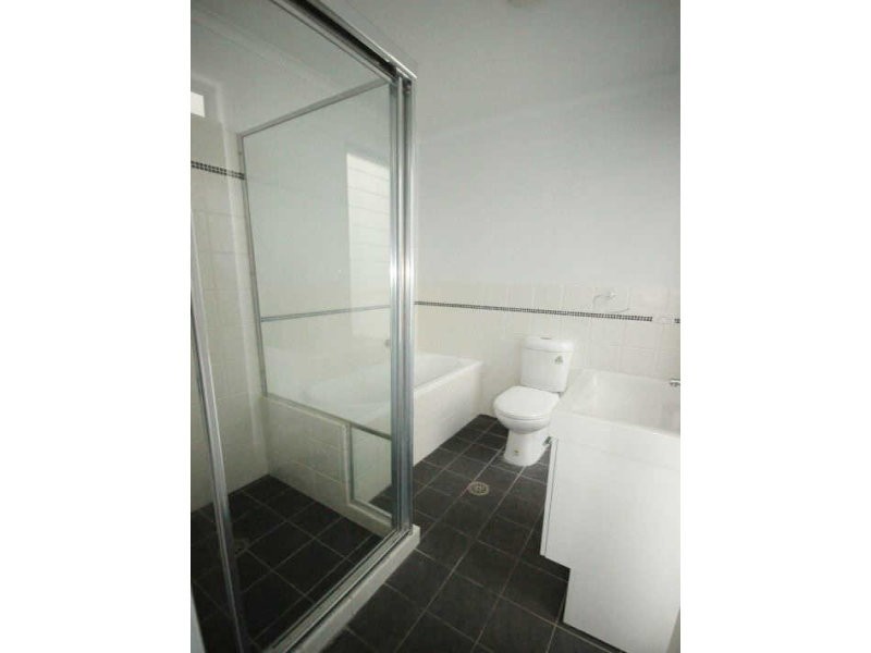 2/30 High Street, Black Head NSW 2430