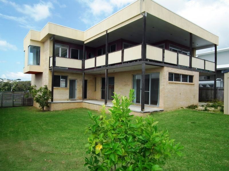 30 Emerald Drive, Diamond Beach NSW 2430