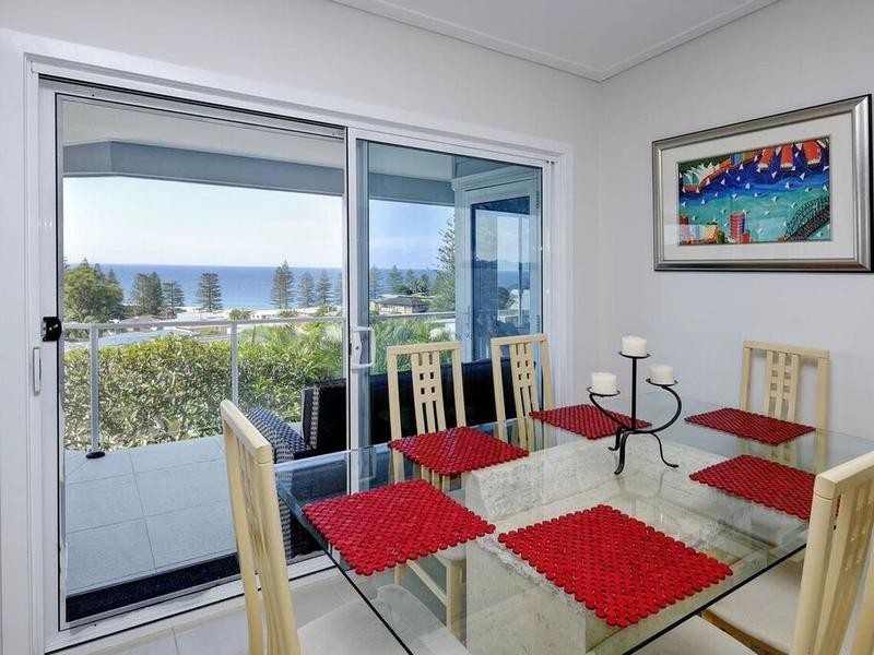 26 Surfview Avenue, Black Head NSW 2430