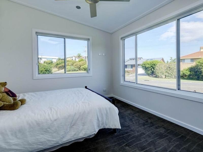 26 Surfview Avenue, Black Head NSW 2430