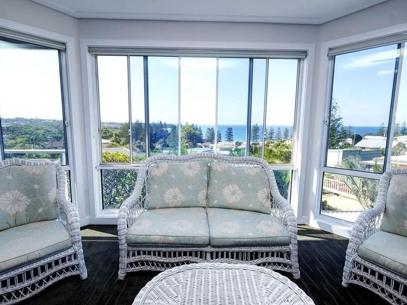 26 Surfview Avenue, Black Head NSW 2430