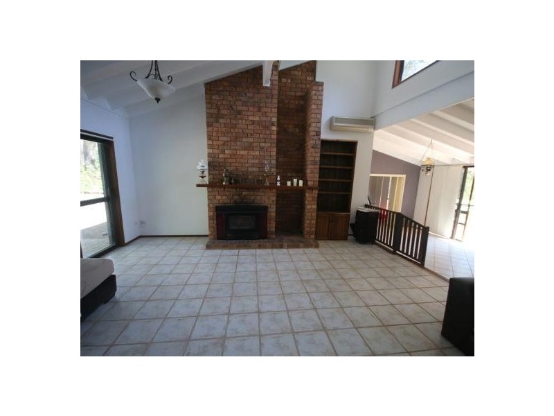 1 Homestead Heights, Hallidays Point NSW 2430