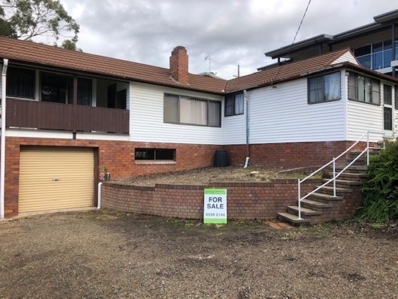 6 Gordon Avenue, Black Head NSW 2430