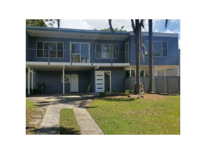 13 Escapade Avenue, Diamond Beach NSW 2430