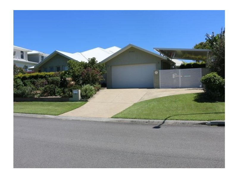 15 Torquay Circuit, Red Head NSW 2430