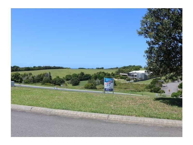15 Torquay Circuit, Red Head NSW 2430
