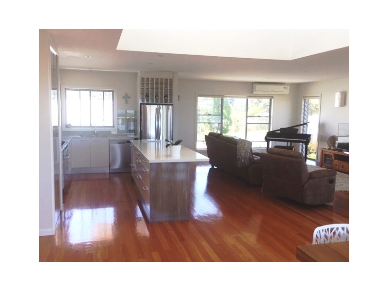 3 Lake View Way, Tallwoods Village NSW 2430