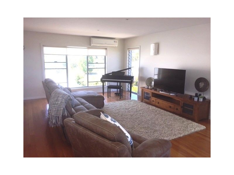 3 Lake View Way, Tallwoods Village NSW 2430