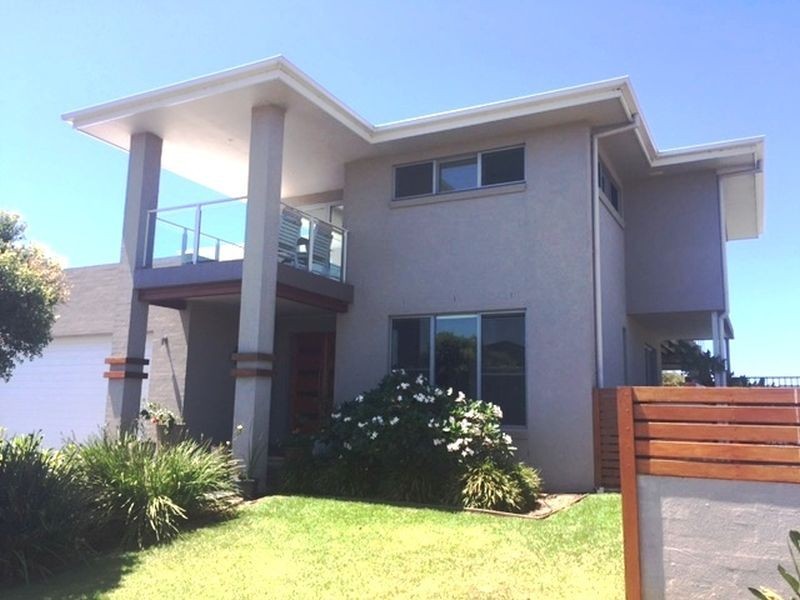3 Lake View Way, Tallwoods Village NSW 2430