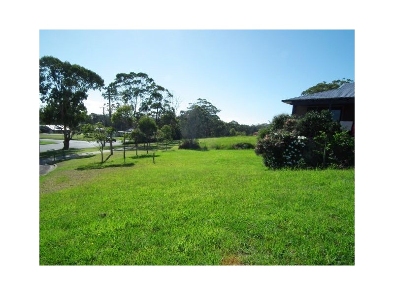 15 Glen Court, Black Head NSW 2430