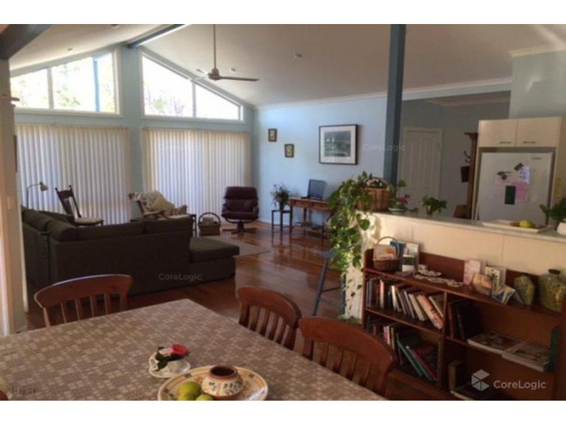 13 Sapphire Parade, Diamond Beach NSW 2430
