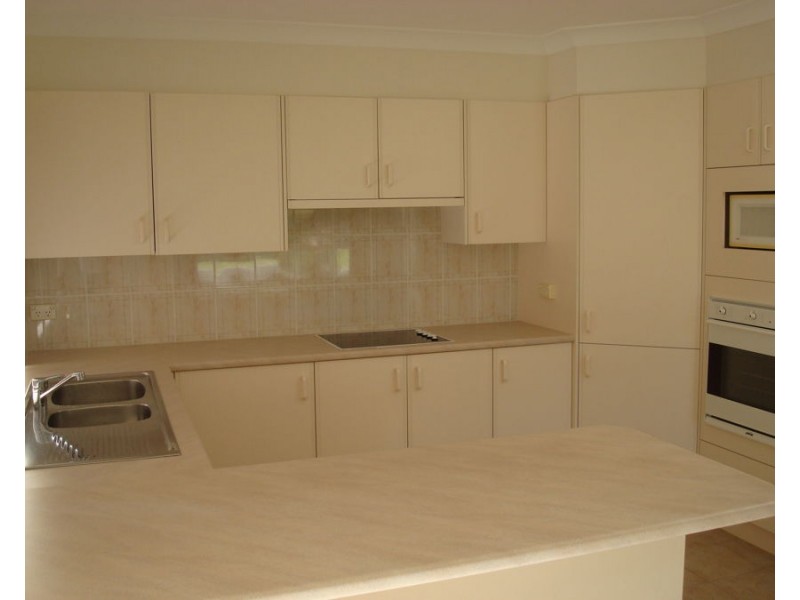 1/1 Lucas Court, Hallidays Point NSW 2430