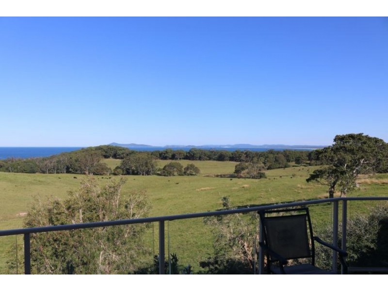 48 High Street, Black Head NSW 2430