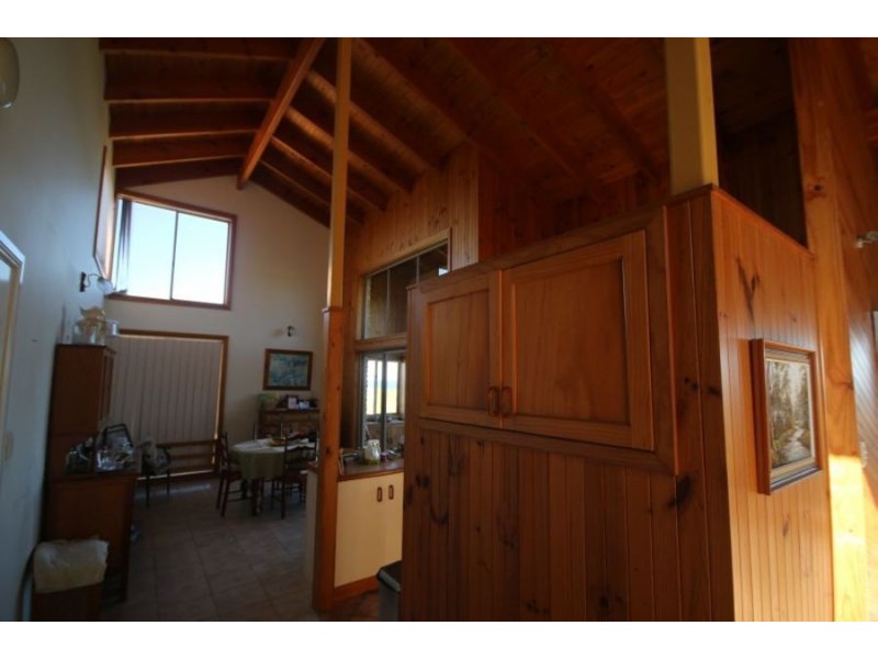 48 High Street, Black Head NSW 2430