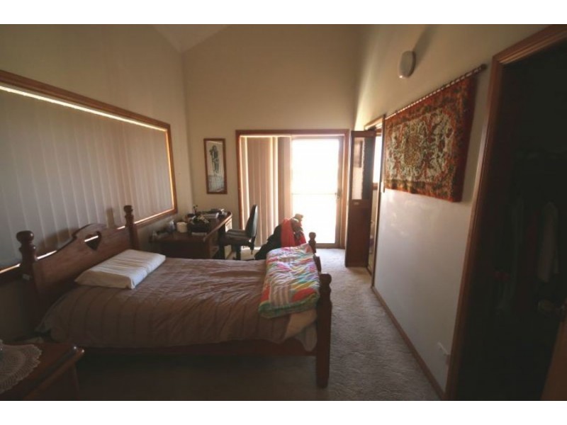 48 High Street, Black Head NSW 2430