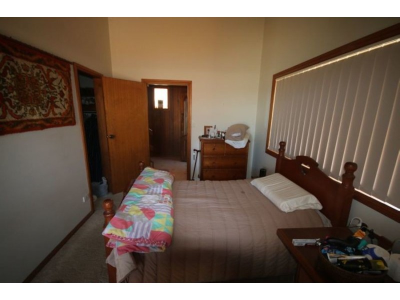 48 High Street, Black Head NSW 2430