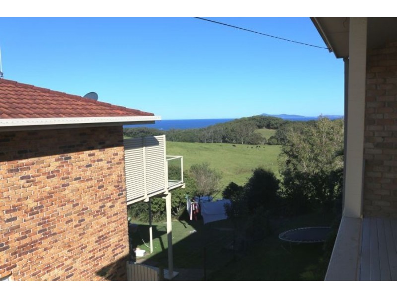 48 High Street, Black Head NSW 2430