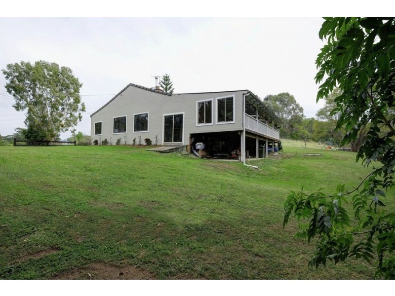 39 Kiwarrak Drive,, Rainbow Flat NSW 2430