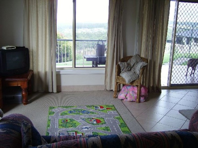 8 Lake View Way, Tallwoods Village NSW 2430