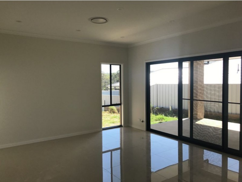 6 The Meadows, Hallidays Point NSW 2430