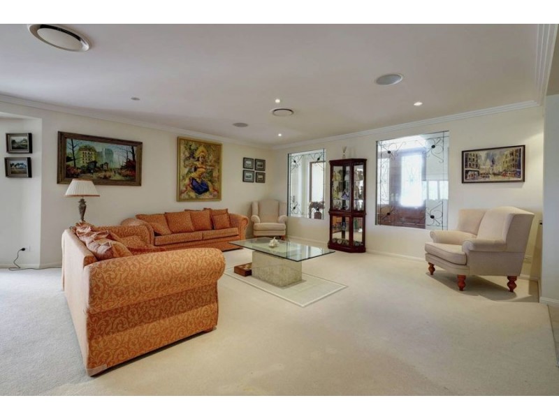 10 Hilltop Parkway, Tallwoods Village NSW 2430