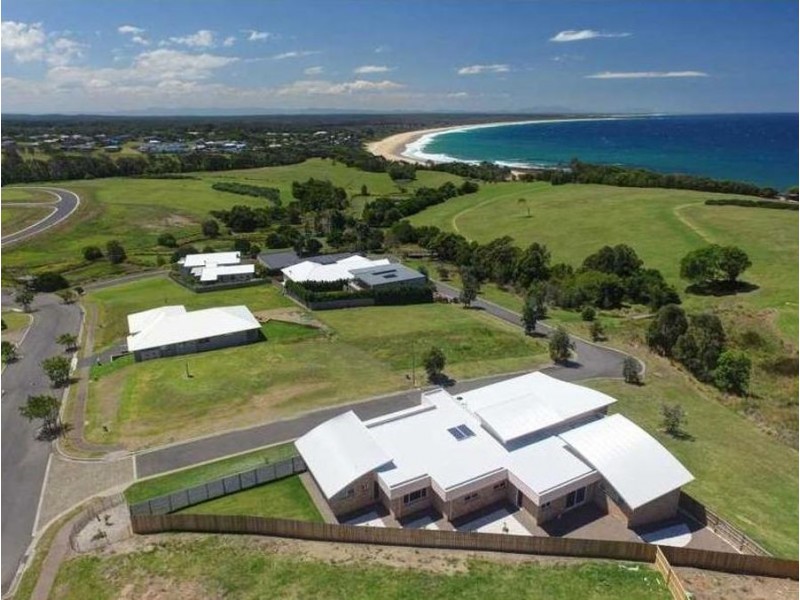 22 Glenelg Crescent, Red Head NSW 2430