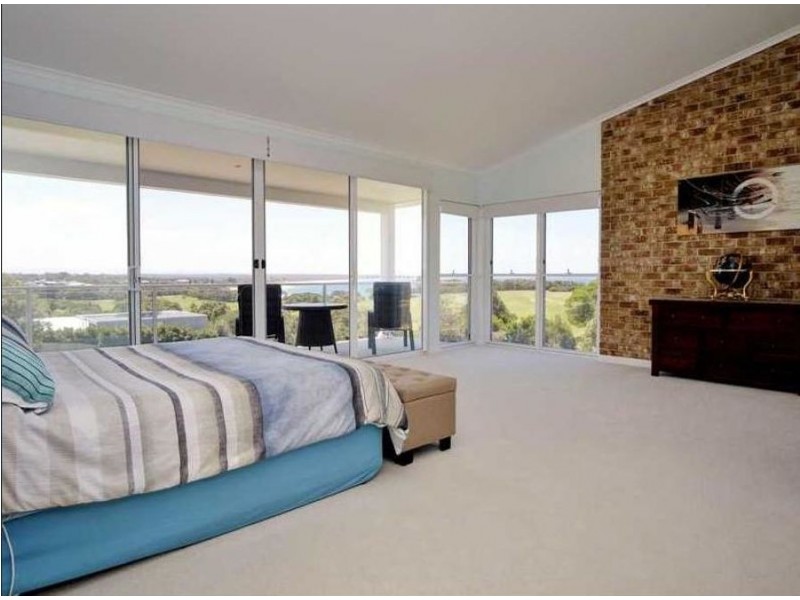 22 Glenelg Crescent, Red Head NSW 2430