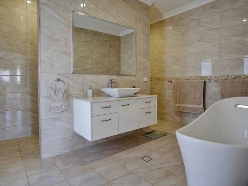 22 Glenelg Crescent, Red Head NSW 2430