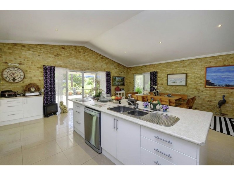 56 Tallwood Drive, Hallidays Point NSW 2430