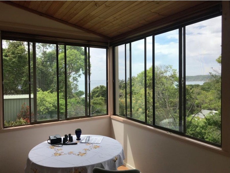 6 Scenic Avenue, Red Head NSW 2430