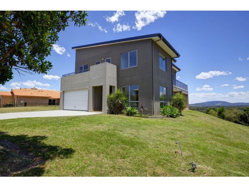 2 Lake View Way, Tallwoods Village NSW 2430