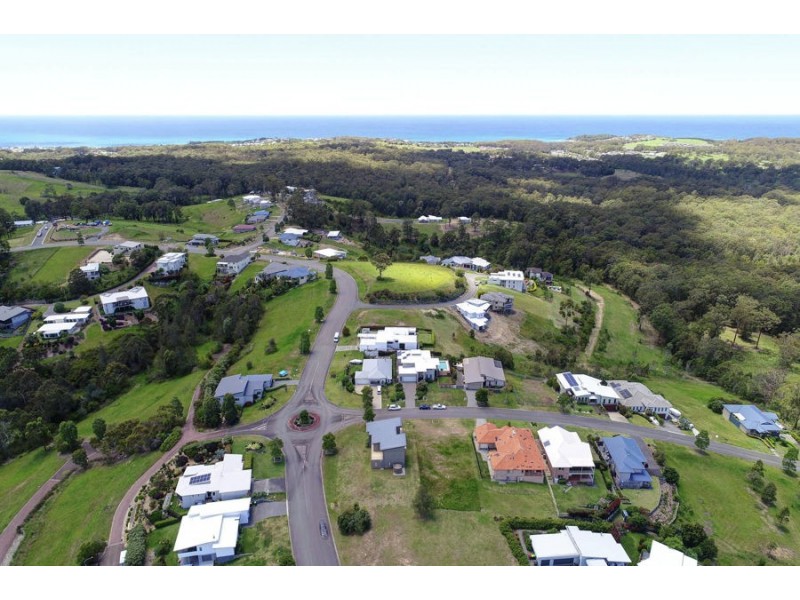2 Lake View Way, Tallwoods Village NSW 2430