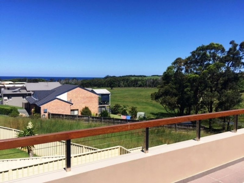 32 Seaview Street, Diamond Beach NSW 2430