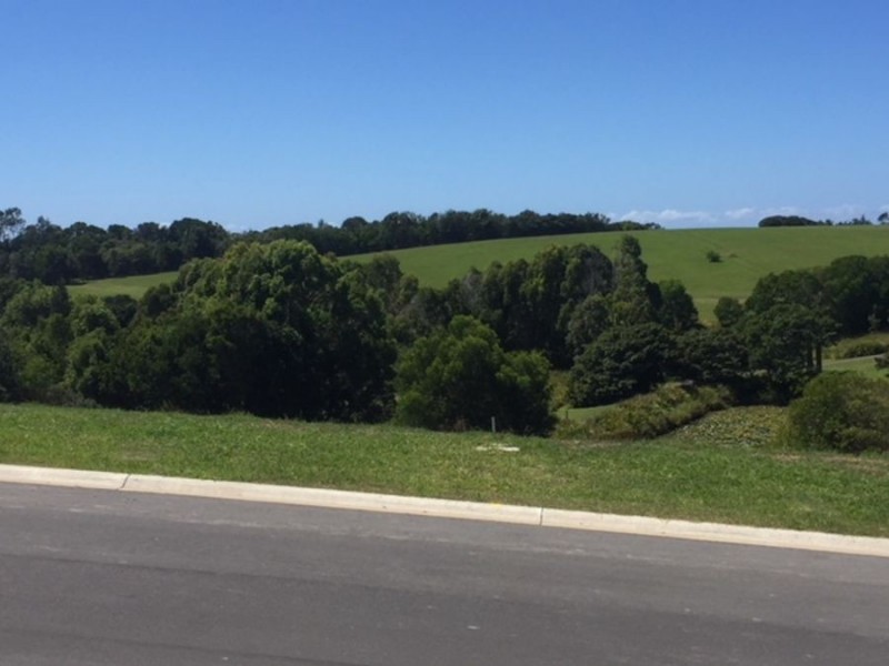 8 Noosa Crescent, Red Head NSW 2430