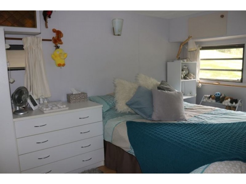 23 Kiwarrak Drive, Rainbow Flat NSW 2430