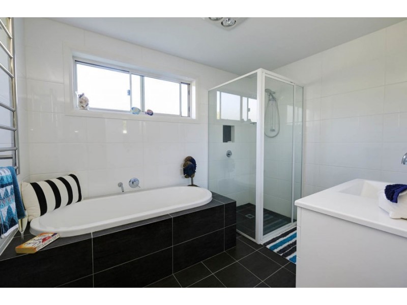 12 Illusions Court, Tallwoods Village NSW 2430