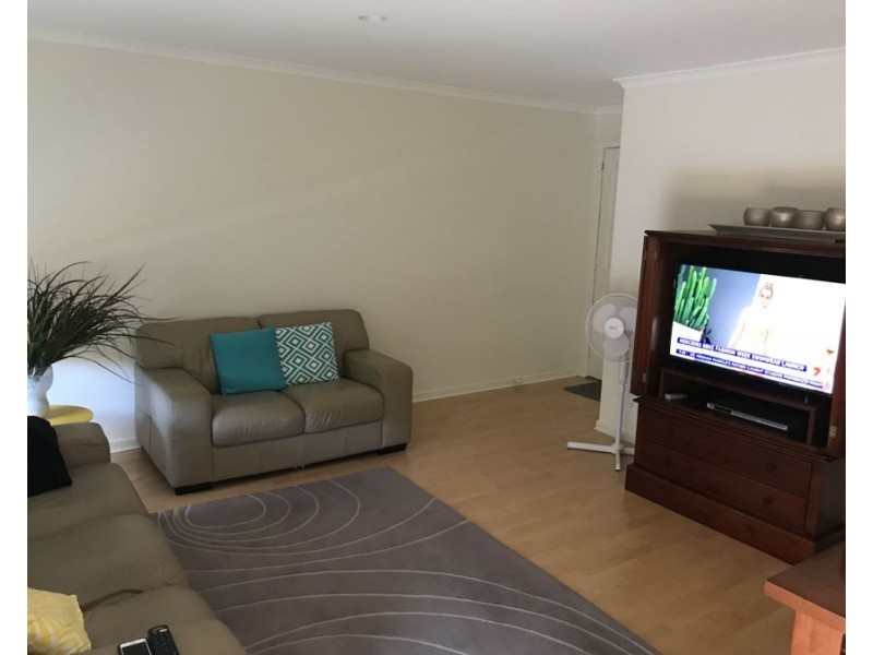 11/2 James Foster Drive, Hallidays Point NSW 2430