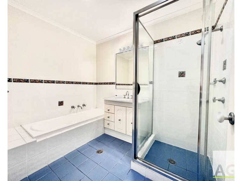 11/2 James Foster Drive, Hallidays Point NSW 2430