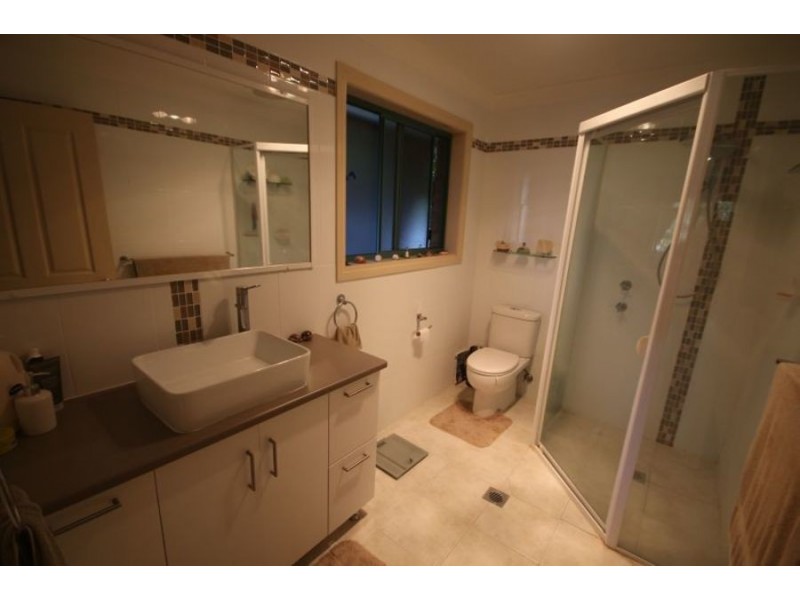 6 Meers Drive, Hallidays Point NSW 2430
