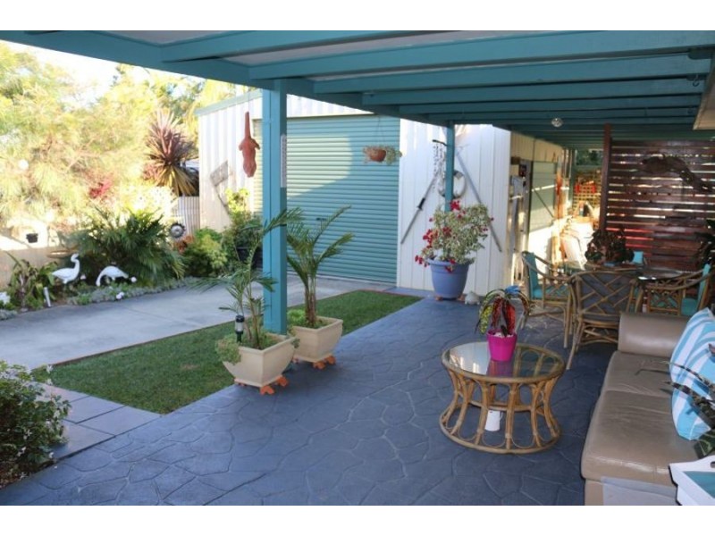 6 Meers Drive, Hallidays Point NSW 2430