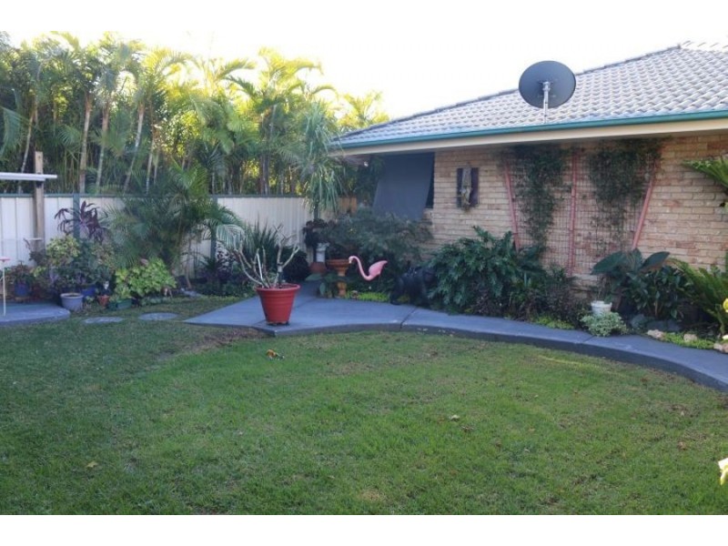 6 Meers Drive, Hallidays Point NSW 2430