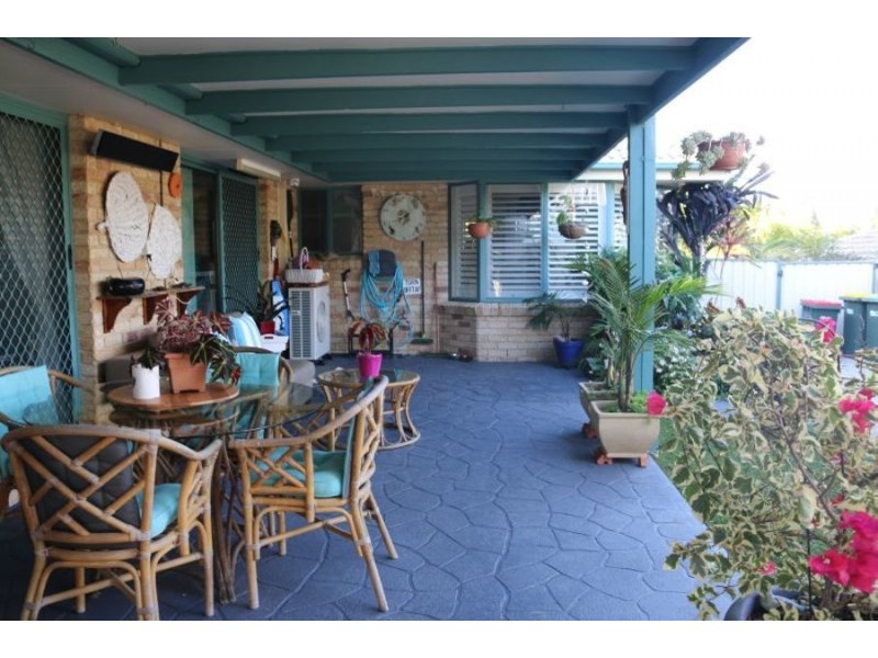 6 Meers Drive, Hallidays Point NSW 2430