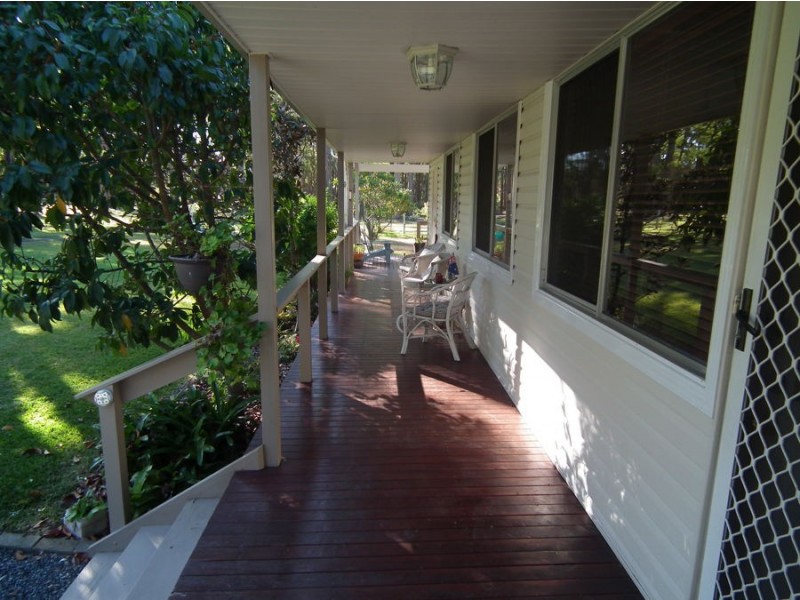31 Oakview Drive, Hallidays Point NSW 2430